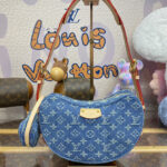 Louis Vuitton Croissant MM M46856 Blue